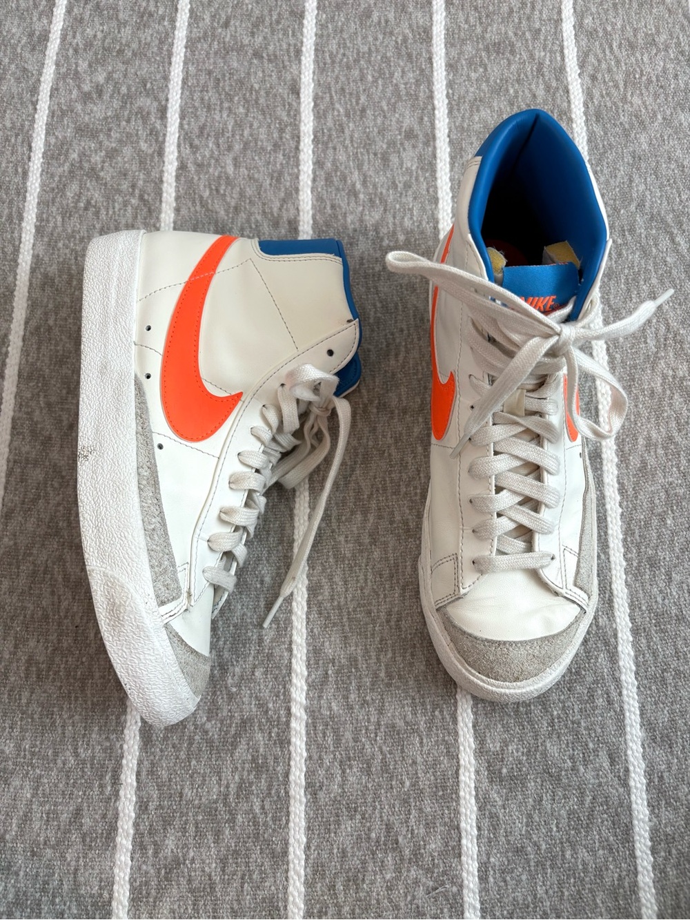 Nike Blazer Mid 77 Sneakers in Sail Total Orange